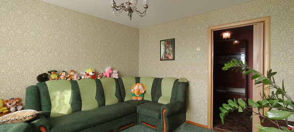 Продам трехкомнатную (3-комн.) квартиру, Западный мкр, 13, Гулькевичи г