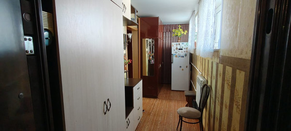 Продам трехкомнатную (3-комн.) квартиру, Западный мкр, 13, Гулькевичи г