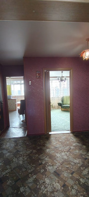 Продам трехкомнатную (3-комн.) квартиру, Западный мкр, 13, Гулькевичи г