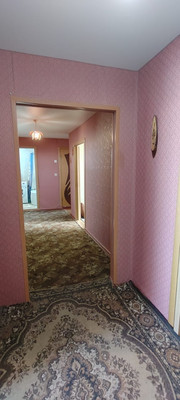 Продам трехкомнатную (3-комн.) квартиру, Западный мкр, 13, Гулькевичи г