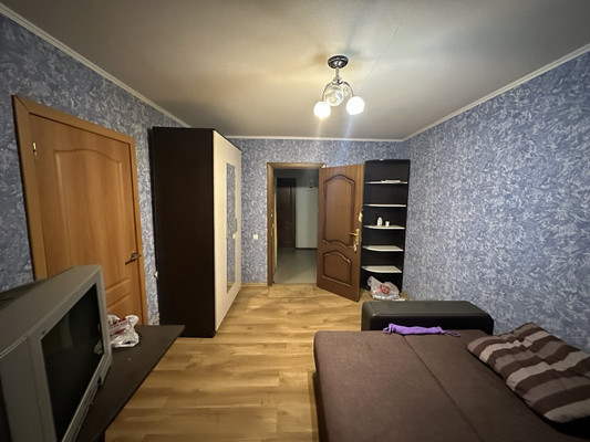 Продам двухкомнатную (2-комн.) квартиру, Гоголя ул, 166, Кропоткин г