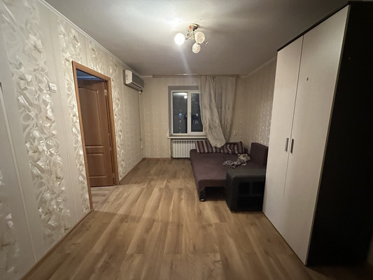 Продам двухкомнатную (2-комн.) квартиру, Гоголя ул, 166, Кропоткин г