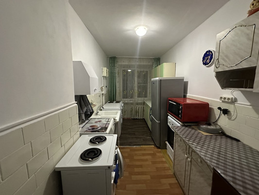 Продам двухкомнатную (2-комн.) квартиру, Гоголя ул, 166, Кропоткин г