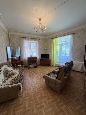 Продам трехкомнатную (3-комн.) квартиру, Кувыкина ул, 10, Октябрьский г