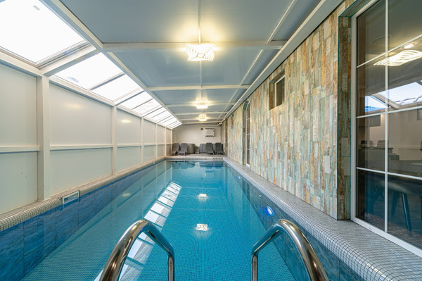 Продам однокомнатную (1-комн.) квартиру, Гагариной ул, 25/353, Утес п