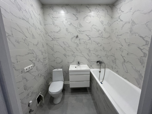 Продам однокомнатную (1-комн.) квартиру, им. Григория Булгакова ул, 8к1, Краснодар г