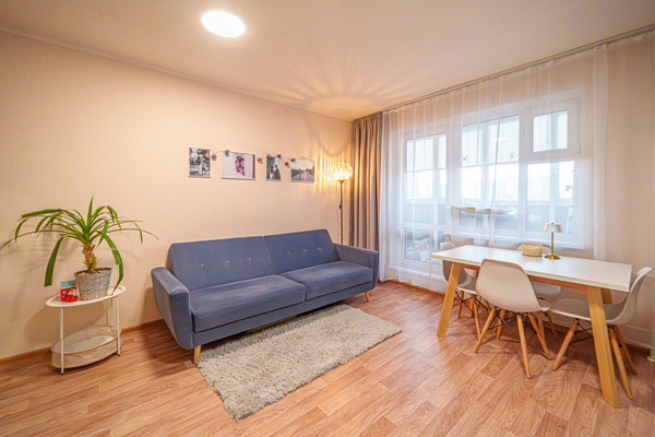 Продам двухкомнатную (2-комн.) квартиру, Кисловодская ул, 12, Пермь г