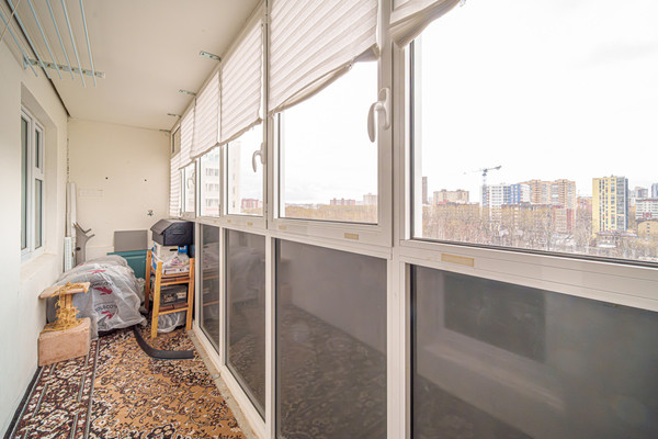 Продам двухкомнатную (2-комн.) квартиру, Кисловодская ул, 12, Пермь г