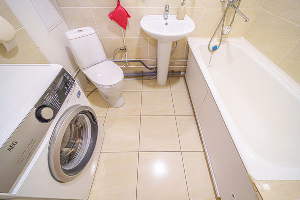 Продам двухкомнатную (2-комн.) квартиру, Кисловодская ул, 12, Пермь г