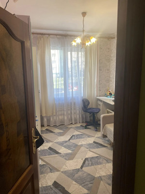 Продам трехкомнатную (3-комн.) квартиру, Генерала Толстикова ул, 19, Калининград г