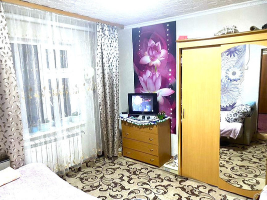 Продам двухкомнатную (2-комн.) квартиру, Снежная ул, 6, Ханты-Мансийск г