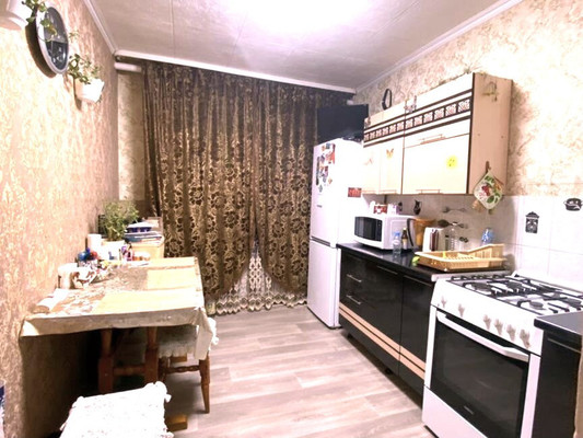 Продам двухкомнатную (2-комн.) квартиру, Снежная ул, 6, Ханты-Мансийск г