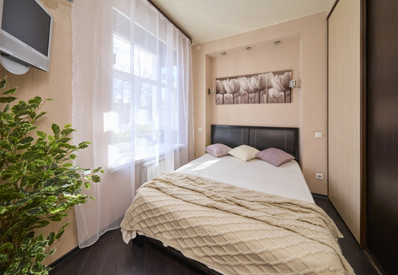 Продам трехкомнатную (3-комн.) квартиру, Центральная ул, 10А, Металлострой п