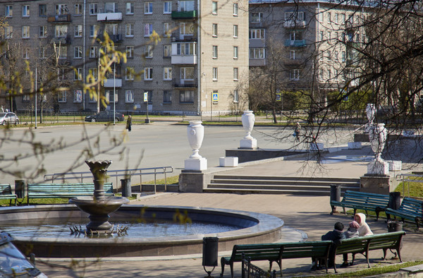 Продам трехкомнатную (3-комн.) квартиру, Центральная ул, 10А, Металлострой п