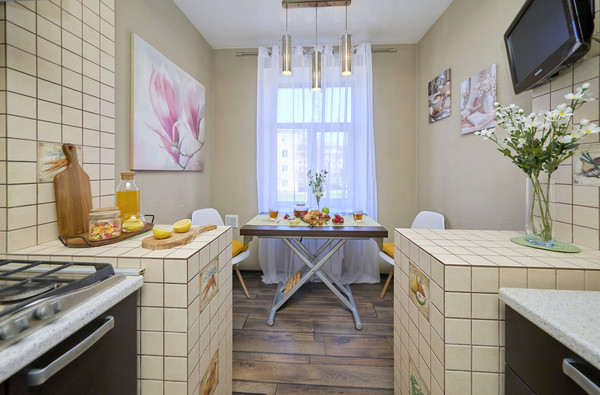 Продам трехкомнатную (3-комн.) квартиру, Центральная ул, 10А, Металлострой п