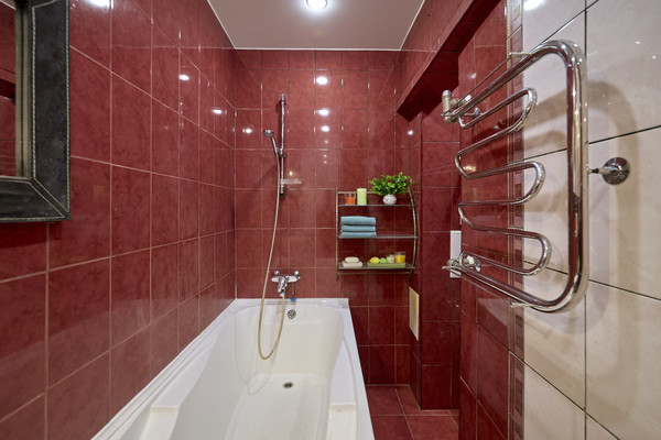 Продам трехкомнатную (3-комн.) квартиру, Центральная ул, 10А, Металлострой п