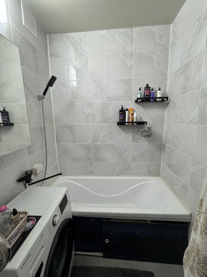 Продам двухкомнатную (2-комн.) квартиру, 1 мкр, 41, Кропоткин г