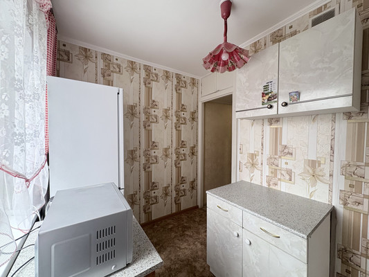 Продам однокомнатную (1-комн.) квартиру, Юлиуса Фучика ул, 58, Казань г