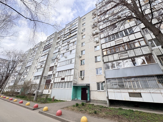 Продам однокомнатную (1-комн.) квартиру, Юлиуса Фучика ул, 58, Казань г