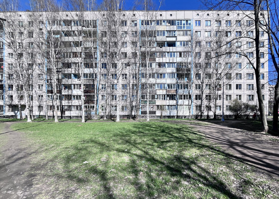 Сдам трехкомнатную (3-комн.) квартиру, Пролетарская ул, 60, Колпино г