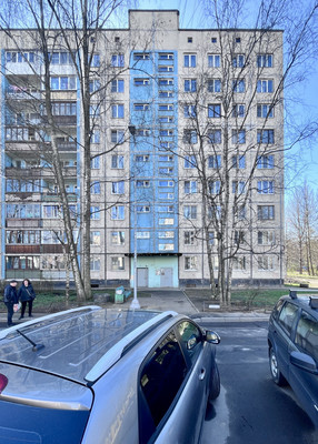 Сдам трехкомнатную (3-комн.) квартиру, Пролетарская ул, 60, Колпино г