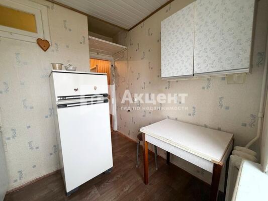 Продам двухкомнатную (2-комн.) квартиру, Колесанова ул, 7, Иваново г