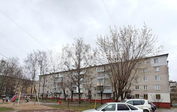 Продам двухкомнатную (2-комн.) квартиру, Колесанова ул, 7, Иваново г