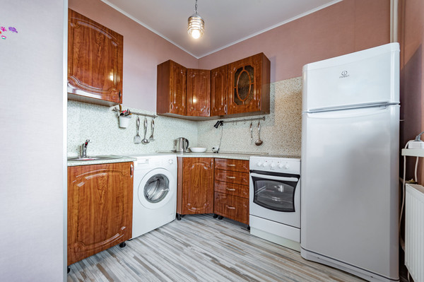 Продам однокомнатную (1-комн.) квартиру, Фёдора Абрамова ул, 4а, Парголово п