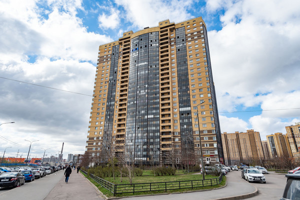 Продам однокомнатную (1-комн.) квартиру, Фёдора Абрамова ул, 4а, Парголово п