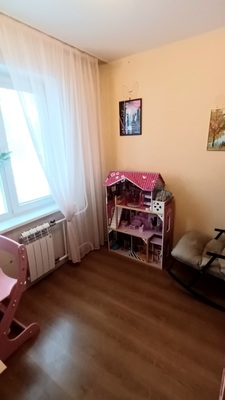 Продам трехкомнатную (3-комн.) квартиру, Кузнецкстроевский (Центральный р-н) пр-кт, 50, Новокузнецк г