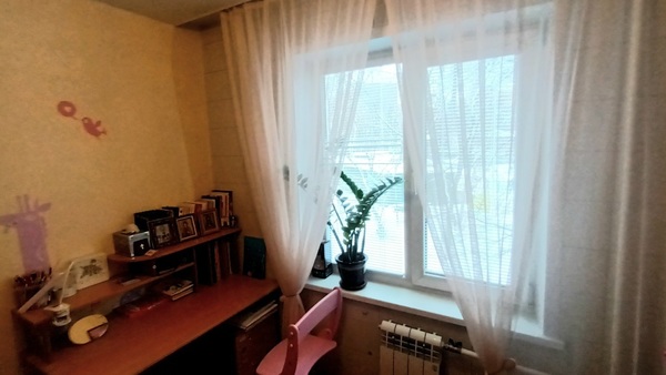 Продам трехкомнатную (3-комн.) квартиру, Кузнецкстроевский (Центральный р-н) пр-кт, 50, Новокузнецк г