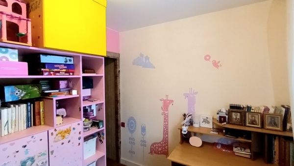 Продам трехкомнатную (3-комн.) квартиру, Кузнецкстроевский (Центральный р-н) пр-кт, 50, Новокузнецк г