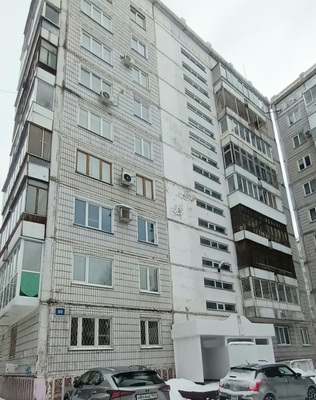 Продам трехкомнатную (3-комн.) квартиру, Кузнецкстроевский (Центральный р-н) пр-кт, 50, Новокузнецк г