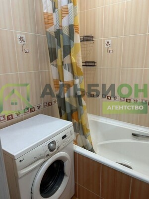 Сдам однокомнатную (1-комн.) квартиру, Сибирская ул, 111Б, Томск г