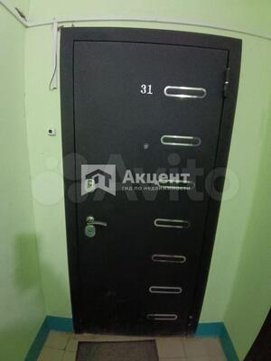 Продам трехкомнатную (3-комн.) квартиру, Героев пр-кт, 3, Просторный мкр