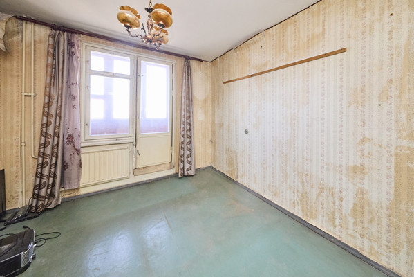 Продам трехкомнатную (3-комн.) квартиру, Шотмана ул, 4И, Санкт-Петербург г