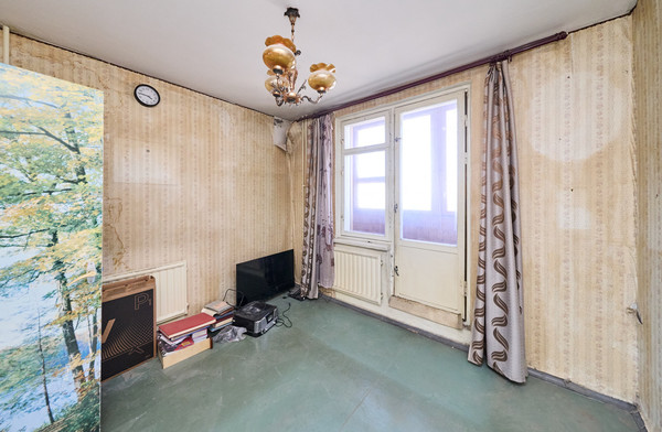 Продам трехкомнатную (3-комн.) квартиру, Шотмана ул, 4И, Санкт-Петербург г