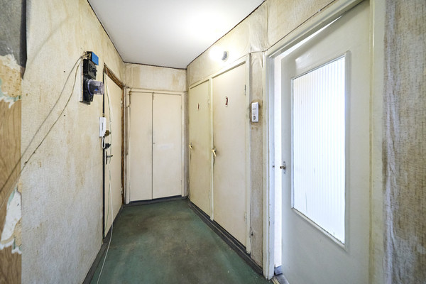 Продам трехкомнатную (3-комн.) квартиру, Шотмана ул, 4И, Санкт-Петербург г