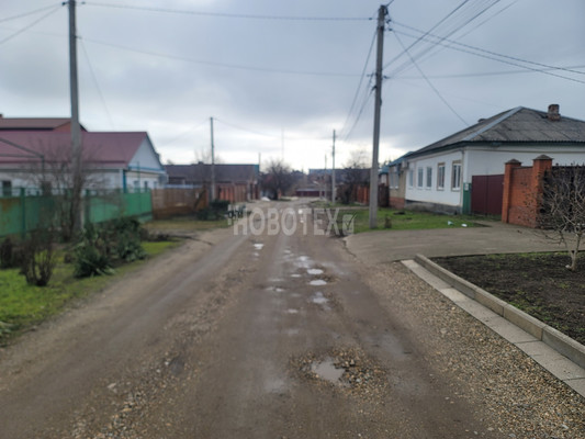 Продам дом, Советская ул, 95к1, Каневская ст-ца, 0 км от города