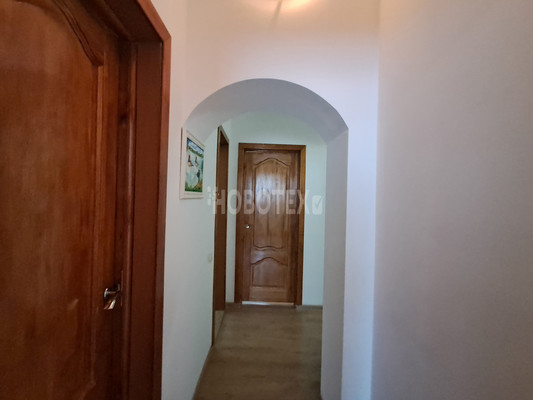 Продам двухкомнатную (2-комн.) квартиру, Кириченко ул, 11А, Горячий Ключ г