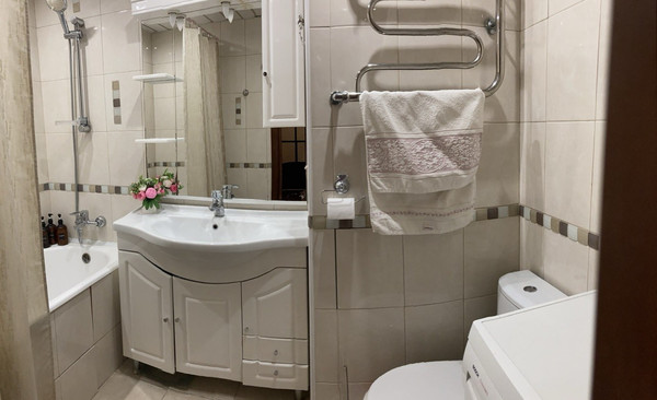 Продам двухкомнатную (2-комн.) квартиру, Мусы Джалиля ул, 29к1, Москва г