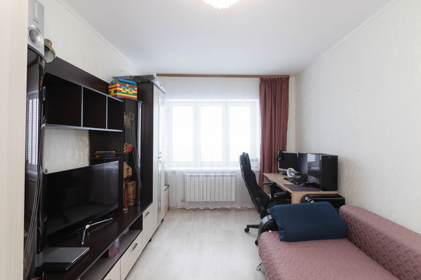 Продам однокомнатную (1-комн.) квартиру, Светлая ул, 67, Ханты-Мансийск г