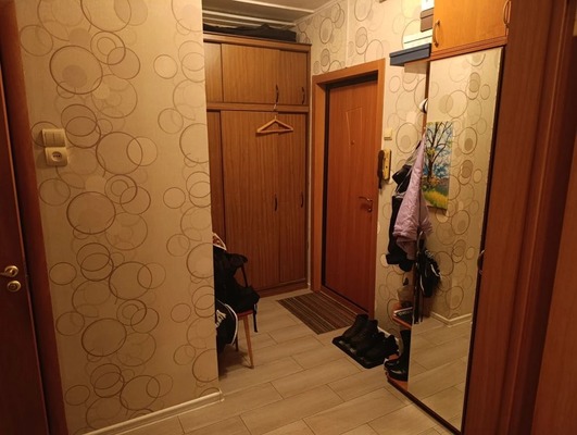 Продам однокомнатную (1-комн.) квартиру, Луговой проезд, 4к2, Москва г