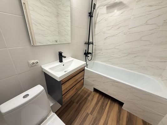 Продам однокомнатную (1-комн.) квартиру, Независимости ул, 78к3, Воронеж г