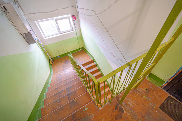 Продам двухкомнатную (2-комн.) квартиру, Химградская ул, 51, Пермь г