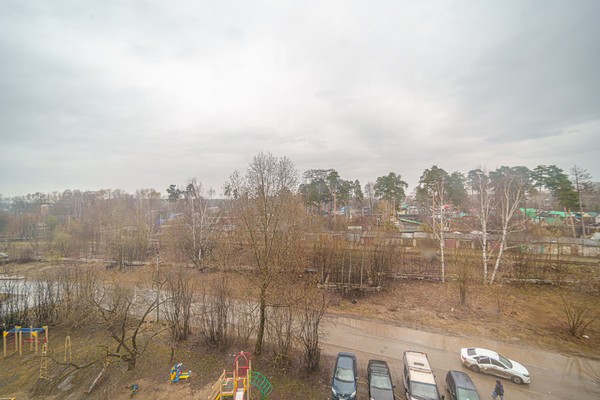 Продам двухкомнатную (2-комн.) квартиру, Химградская ул, 51, Пермь г