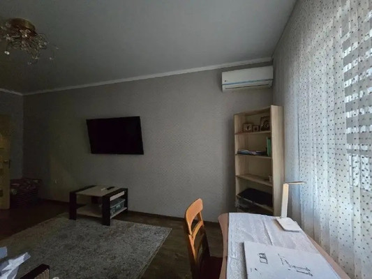 Продам двухкомнатную (2-комн.) квартиру, Парковая ул, 64к4, Анапа г