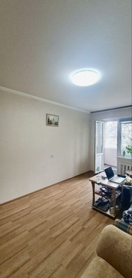 Продам двухкомнатную (2-комн.) квартиру, Куйбышева ул, 31, Симферополь г