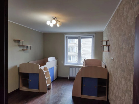 Продам трехкомнатную (3-комн.) квартиру, Бусалова ул, 17, Яхрома г