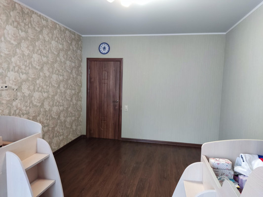 Продам трехкомнатную (3-комн.) квартиру, Бусалова ул, 17, Яхрома г